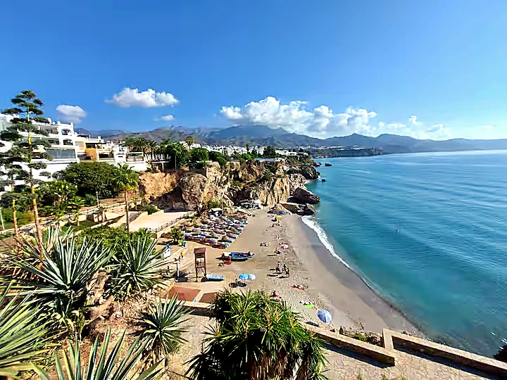 alquiler vacacional en nerja nerja centusur